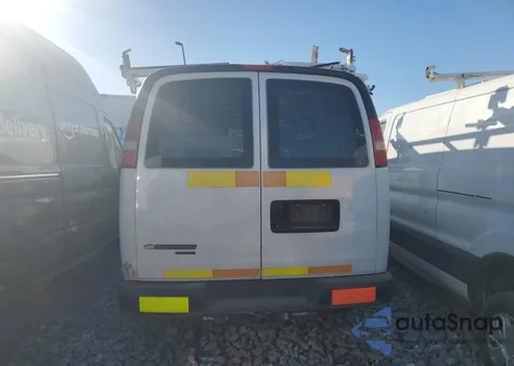 2015 Chevrolet Express G2500 z USA, uszkodzony, nr VIN 1GCWGFCF1F1230691